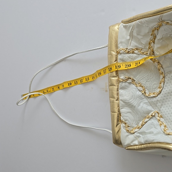 Vintage 1980s Hala Genuine Leather Crossbody Embossed Leather Bag Clutch Gold - Picture 15 of 17